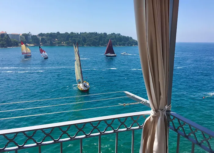 Panorama Antonia * Ρόβινι