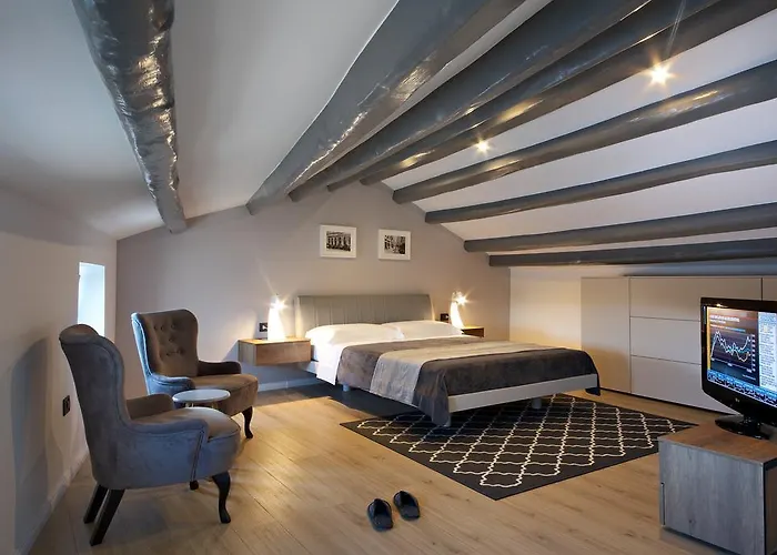 Panorama Antonia Ρόβινι